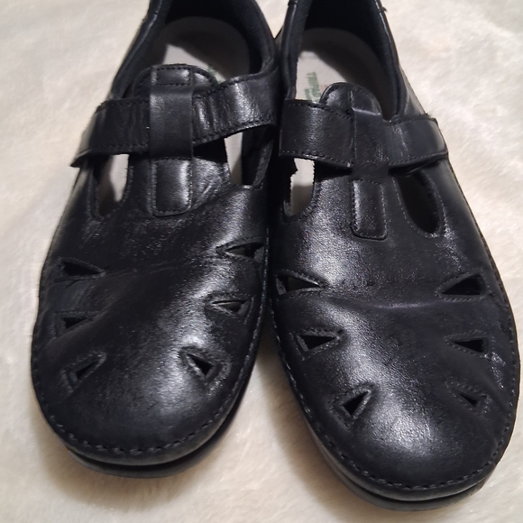 SAS Black Comfort Sandals with Adjustable Strap - Picture 2 of 6